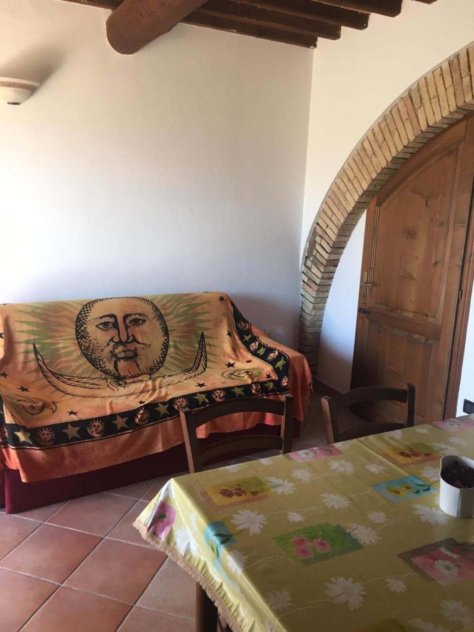 דירות סנטה לוצ'ה Casale Poggio Meone מראה חיצוני תמונה