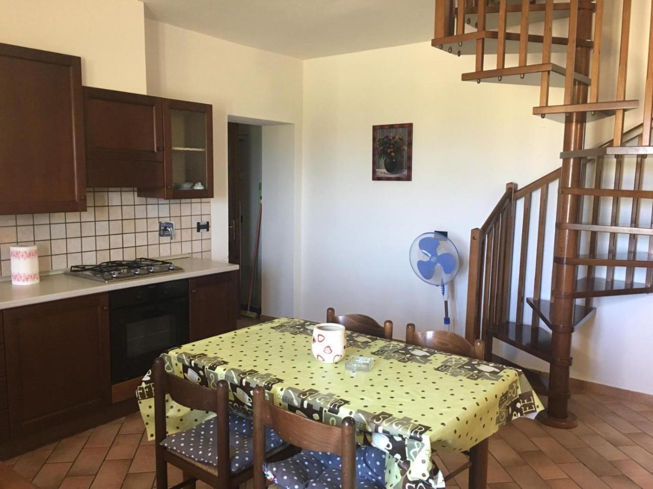 דירות סנטה לוצ'ה Casale Poggio Meone מראה חיצוני תמונה